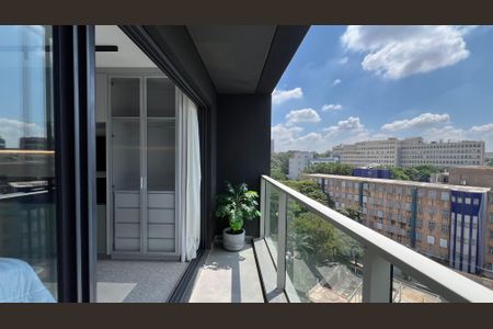 Studio para alugar com 28m², 1 quarto e sem vaga Studio para alugar com 28m², 1 quarto e sem vagaVaranda
