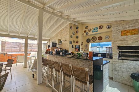 Apartamento para alugar com 210m², 3 quartos e 3 vagas Apartamento para alugar com 210m², 3 quartos e 3 vagasÁrea de Lazer privativa