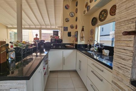 Apartamento para alugar com 210m², 3 quartos e 3 vagas Apartamento para alugar com 210m², 3 quartos e 3 vagasÁrea de Lazer privativa