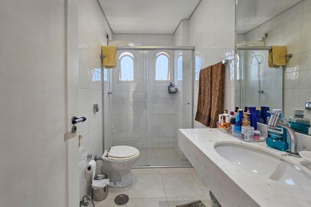 Apartamento para alugar com 210m², 3 quartos e 3 vagas Apartamento para alugar com 210m², 3 quartos e 3 vagasBanheiro da Suíte 3