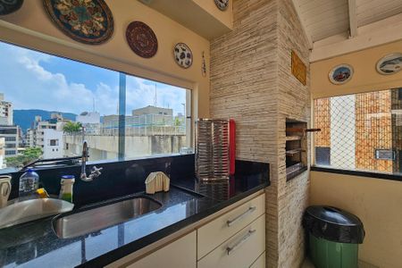 Apartamento para alugar com 210m², 3 quartos e 3 vagas Apartamento para alugar com 210m², 3 quartos e 3 vagasÁrea de Lazer privativa