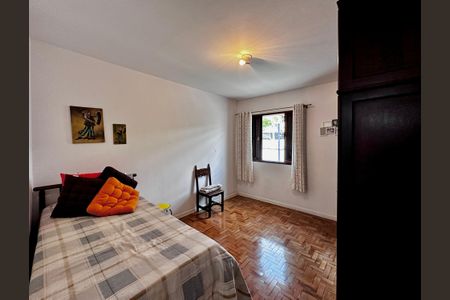 Casa à venda com 150m², 3 quartos e 2 vagas Casa à venda com 150m², 3 quartos e 2 vagasQuarto 3