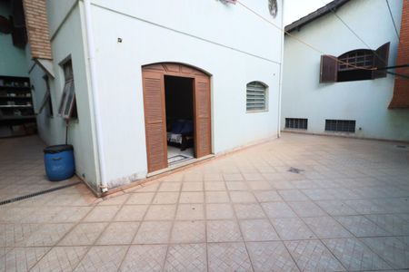 Casa de condomínio à venda com 380m², 6 quartos e 6 vagasQuintal