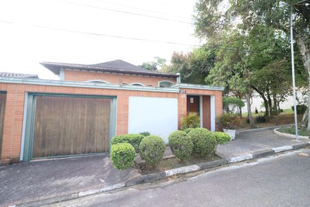 Casa de condomínio à venda com 380m², 6 quartos e 6 vagasFachada