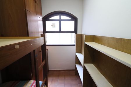 Casa de condomínio à venda com 380m², 6 quartos e 6 vagasQuarto de Serviço