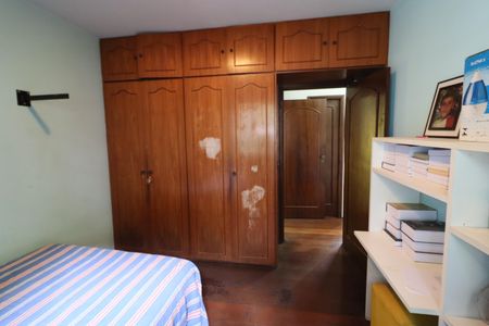 Casa de condomínio à venda com 380m², 6 quartos e 6 vagasQuarto 2