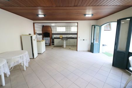 Casa de condomínio à venda com 380m², 6 quartos e 6 vagasChurrasqueira