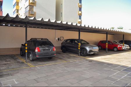 Apartamento à venda com 78m², 2 quartos e 1 vaga Apartamento à venda com 78m², 2 quartos e 1 vagaEstacionamento