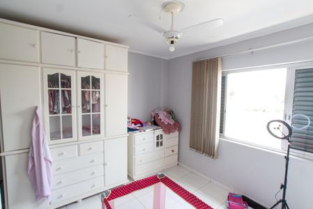 Casa à venda com 150m², 2 quartos e 2 vagas Casa à venda com 150m², 2 quartos e 2 vagasQuarto 1