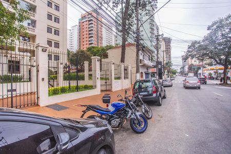 Apartamento à venda com 78m², 3 quartos e 1 vaga Apartamento à venda com 78m², 3 quartos e 1 vagaFachada