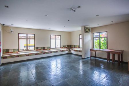 Apartamento à venda com 78m², 3 quartos e 1 vaga Apartamento à venda com 78m², 3 quartos e 1 vagaÁrea comum - Salão de festas