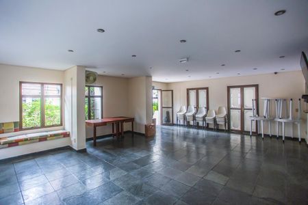 Apartamento à venda com 78m², 3 quartos e 1 vaga Apartamento à venda com 78m², 3 quartos e 1 vagaÁrea comum - Salão de festas