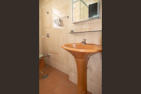 Apartamento à venda com 63m², 2 quartos e sem vaga Apartamento à venda com 63m², 2 quartos e sem vagaBanheiro