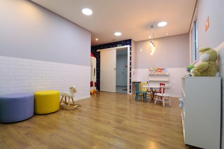 Apartamento à venda com 40m², 2 quartos e sem vagaÁrea comum - Brinquedoteca