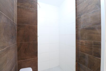 Apartamento à venda com 40m², 2 quartos e sem vagaBanheiro