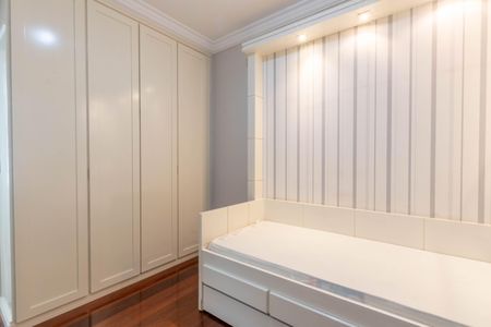 Apartamento à venda com 170m², 4 quartos e 2 vagasQuarto 2