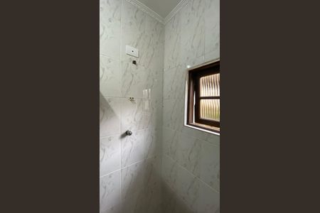 Casa à venda com 317m², 5 quartos e 2 vagas Casa à venda com 317m², 5 quartos e 2 vagasCasa 2 - Banheiro