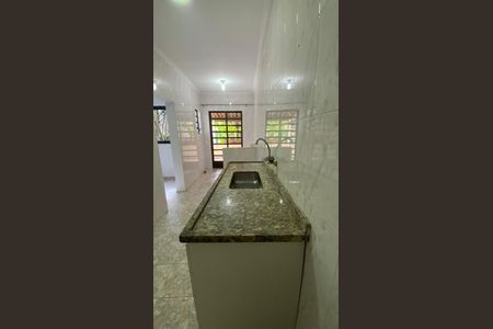 Casa à venda com 317m², 5 quartos e 2 vagas Casa à venda com 317m², 5 quartos e 2 vagasCasa 2 - Cozinha