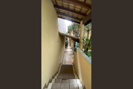 Casa à venda com 317m², 5 quartos e 2 vagas Casa à venda com 317m², 5 quartos e 2 vagasCasa 1 - Quintal