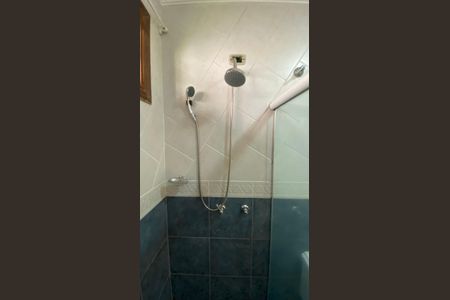 Casa à venda com 317m², 5 quartos e 2 vagas Casa à venda com 317m², 5 quartos e 2 vagasCasa 1 - Banheiro