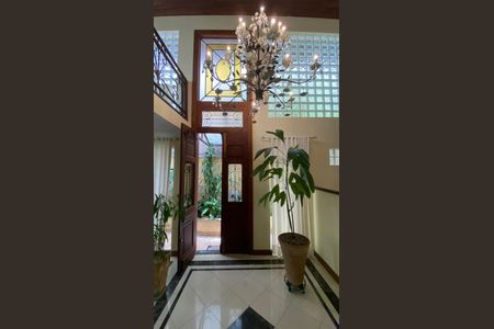 Casa à venda com 317m², 5 quartos e 2 vagas Casa à venda com 317m², 5 quartos e 2 vagasCasa 1 - Sala