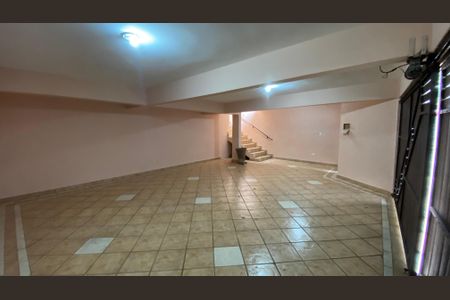 Casa à venda com 317m², 5 quartos e 2 vagas Casa à venda com 317m², 5 quartos e 2 vagasGaragem