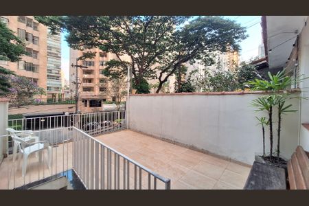 Casa à venda com 230m², 4 quartos e 1 vaga Casa à venda com 230m², 4 quartos e 1 vagaVaranda da Sala