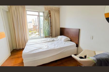 Apartamento à venda com 100m², 3 quartos e 2 vagasSuíte