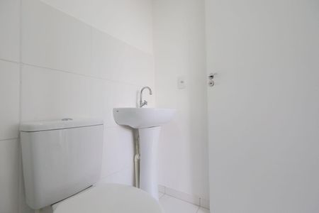 Apartamento para alugar com 32m², 2 quartos e sem vaga Apartamento para alugar com 32m², 2 quartos e sem vagaBanheiro