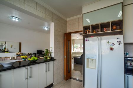 Casa à venda com 255m², 3 quartos e 4 vagasCozinha