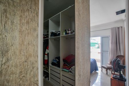 Casa à venda com 255m², 3 quartos e 4 vagasSuíte