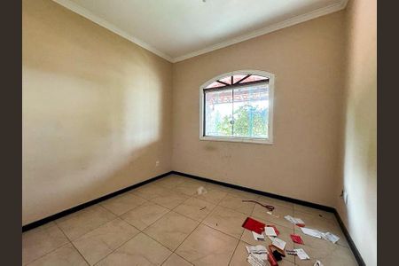 Casa à venda com 200m², 4 quartos e 4 vagasQuarto