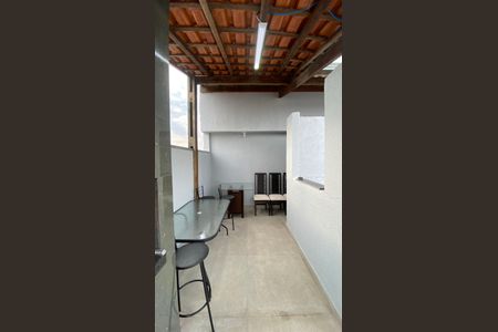 Apartamento à venda com 102m², 2 quartos e 1 vaga Apartamento à venda com 102m², 2 quartos e 1 vagaCobertura