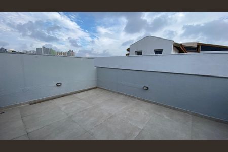 Apartamento à venda com 102m², 2 quartos e 1 vaga Apartamento à venda com 102m², 2 quartos e 1 vagaCobertura