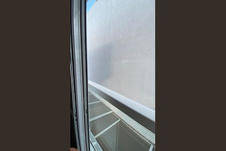 Apartamento à venda com 102m², 2 quartos e 1 vaga Apartamento à venda com 102m², 2 quartos e 1 vagaQuarto 1 Varanda