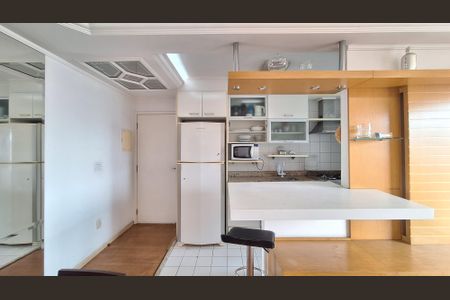 Apartamento à venda com 63m², 2 quartos e 1 vaga Apartamento à venda com 63m², 2 quartos e 1 vagaCozinha e Área de Serviço