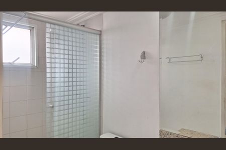 Apartamento à venda com 63m², 2 quartos e 1 vaga Apartamento à venda com 63m², 2 quartos e 1 vagaBanheiro da Suíte