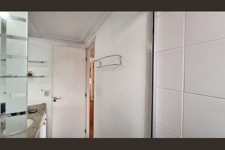 Apartamento à venda com 63m², 2 quartos e 1 vaga Apartamento à venda com 63m², 2 quartos e 1 vagaBanheiro da Suíte