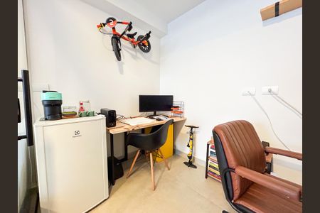 Casa à venda com 125m², 2 quartos e 2 vagas Casa à venda com 125m², 2 quartos e 2 vagasEscritório