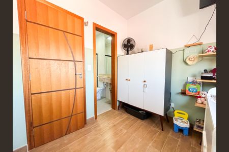 Casa à venda com 125m², 2 quartos e 2 vagas Casa à venda com 125m², 2 quartos e 2 vagasSuíte 1