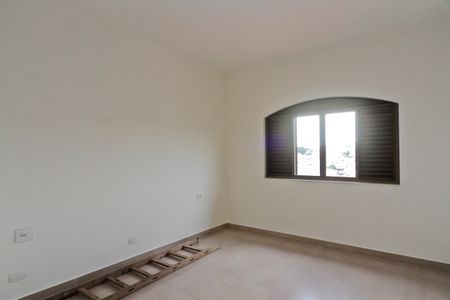 Casa à venda com 240m², 3 quartos e 6 vagas Casa à venda com 240m², 3 quartos e 6 vagasQuarto 1