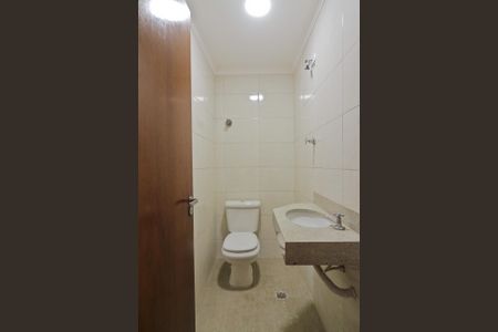 Casa à venda com 240m², 3 quartos e 6 vagas Casa à venda com 240m², 3 quartos e 6 vagasÁrea de Serviço