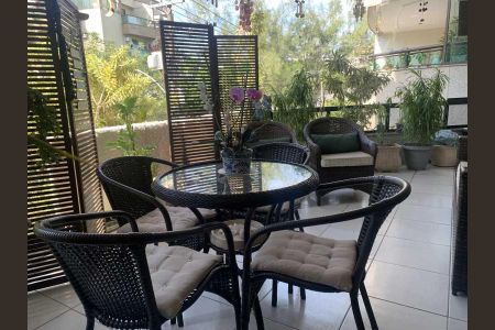 Apartamento à venda com 97m², 2 quartos e 1 vaga