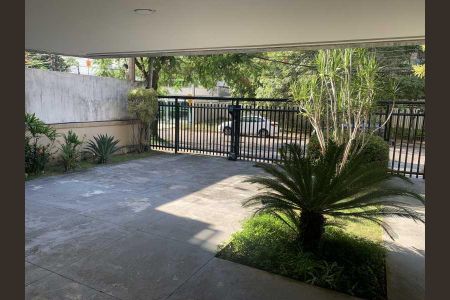 Apartamento à venda com 97m², 2 quartos e 1 vaga