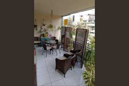 Apartamento à venda com 97m², 2 quartos e 1 vaga