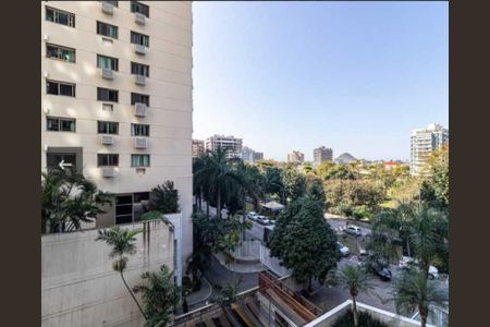 Apartamento à venda com 94m², 2 quartos e 1 vaga