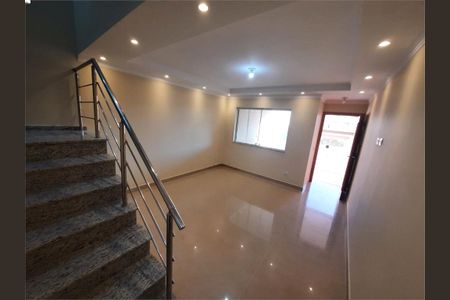 Casa à venda com 90m², 3 quartos e 2 vagas
