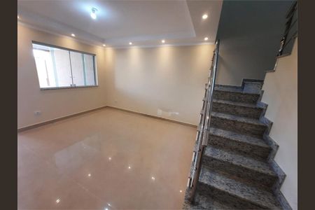 Casa à venda com 90m², 3 quartos e 2 vagas