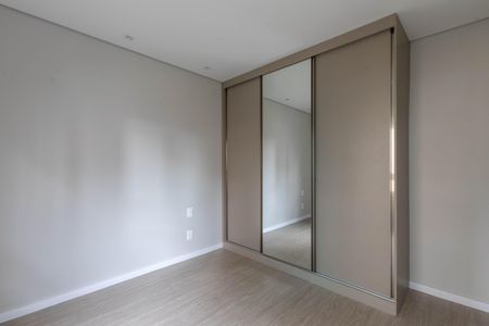 Apartamento à venda com 63m², 2 quartos e 2 vagasQuarto 2