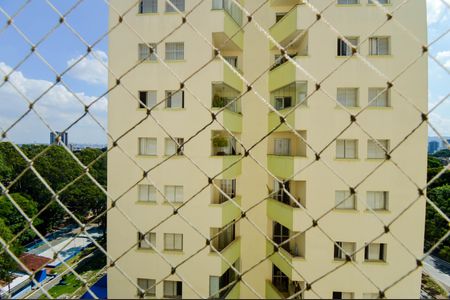 Apartamento à venda com 64m², 2 quartos e 1 vaga Apartamento à venda com 64m², 2 quartos e 1 vagaVista do Quarto 2